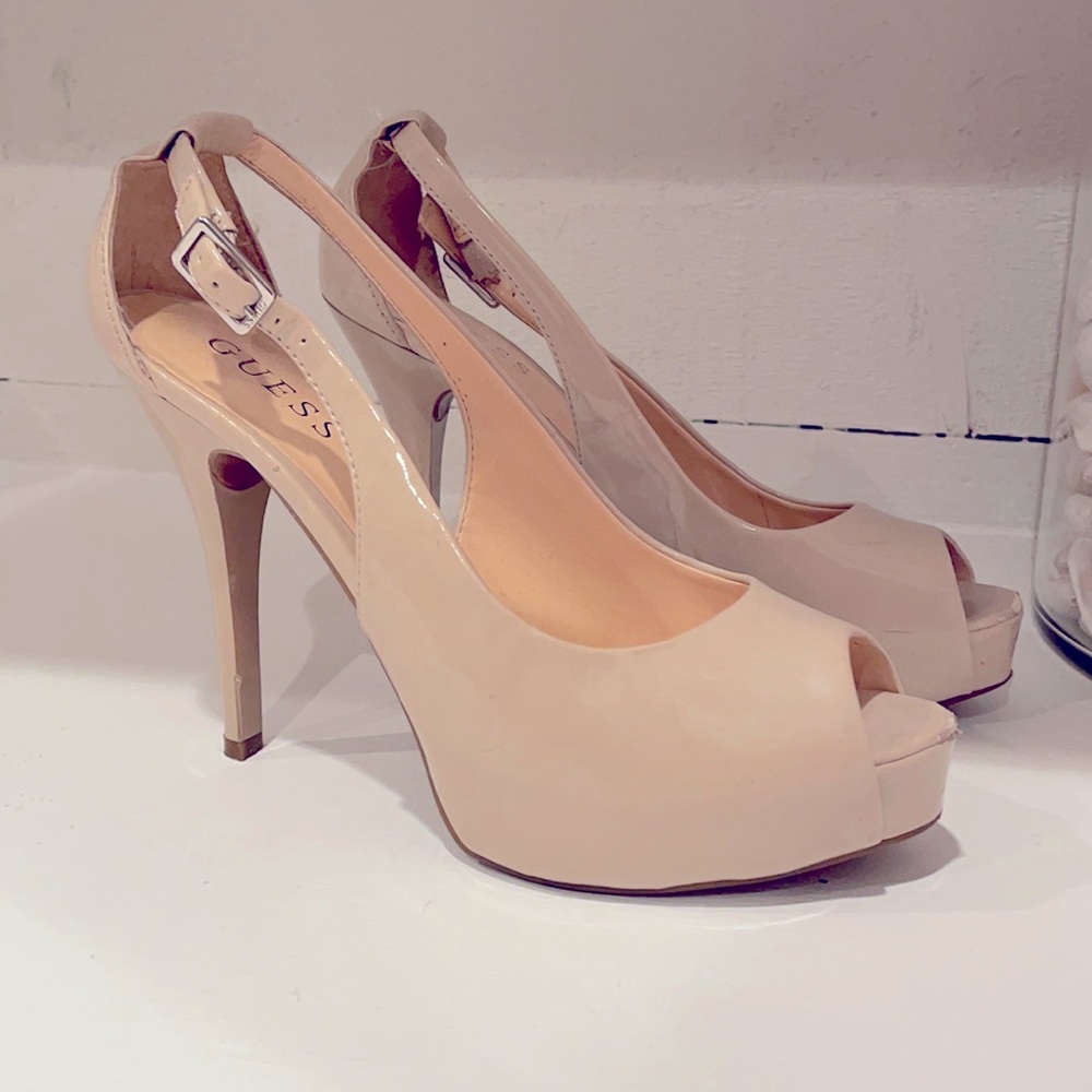 GUESS size 7.5 nude cut out platform high heels -